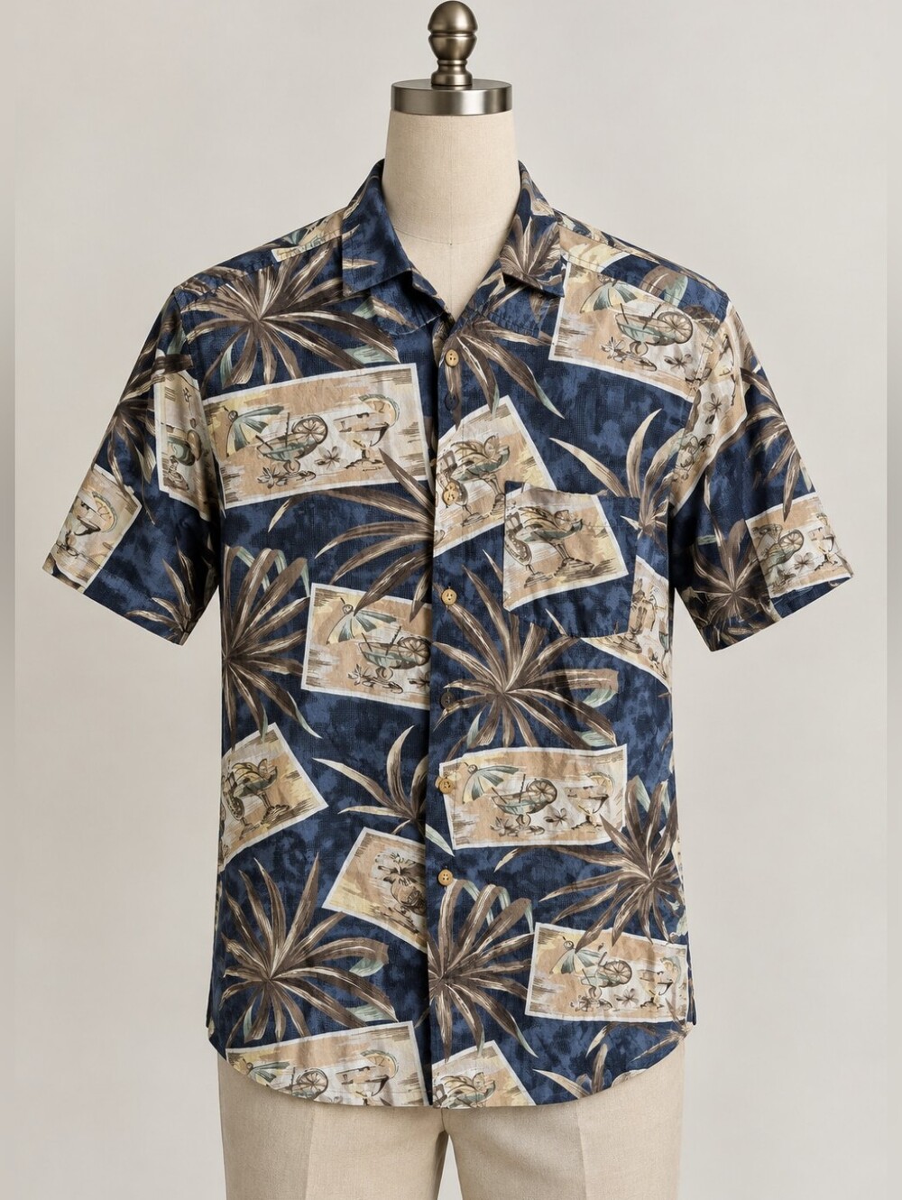 Men's Short-Sleeve Hawaiian Print Shirt - Size M